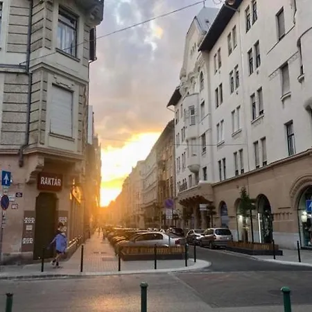 Jewelry Box In Central *