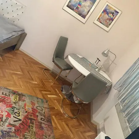 Апартаменты Jewelry Box In Central *