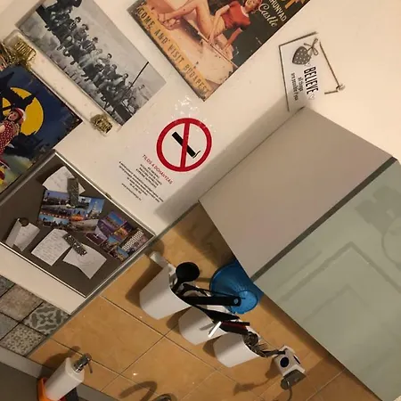 Jewelry Box In Apartman Budapest