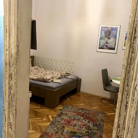 Jewelry Box In * Budapešť