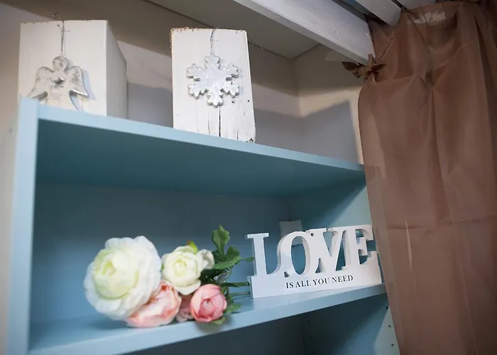 Jewelry Box In *